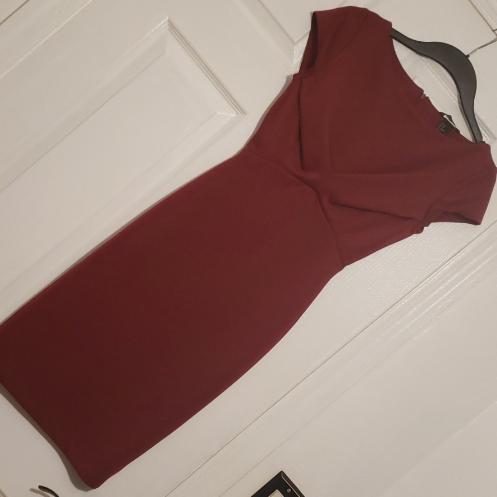H&M Neoprene Burgundy Dress